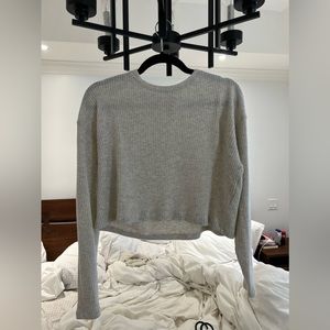 Extra soft textured long sleeve cropped